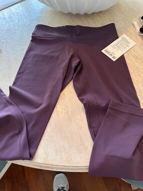 NWT; lululemon Align ™
Low-Rise Pant 25"
Size 6
Brand new with tags
Plum color